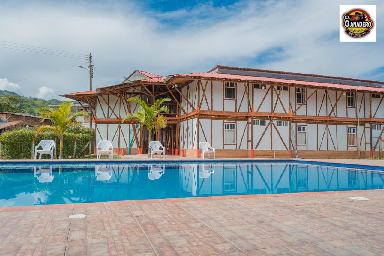 Hotel El Ganadero El Total 外观 照片