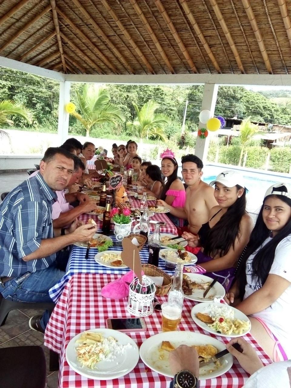 Hotel El Ganadero El Total 外观 照片